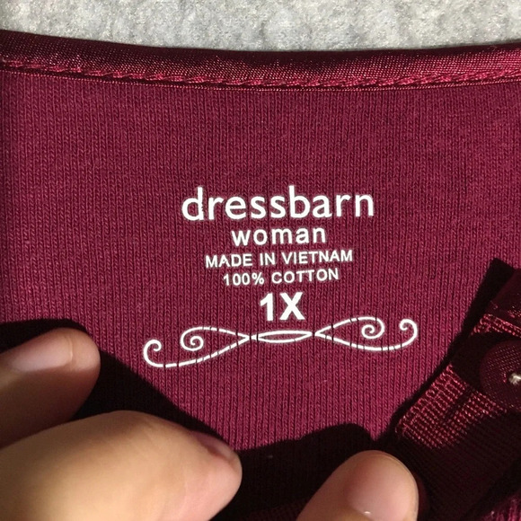 Womens Dress Barn Top Maroon Button Detail Classic Basic Closet Staple Plus Size - Picture 3 of 4